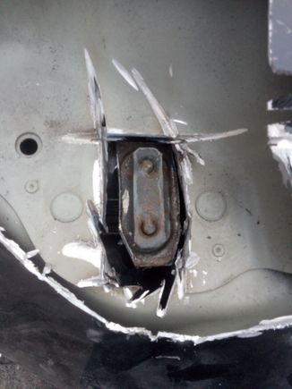 The retaining catch is now free from the bonnet