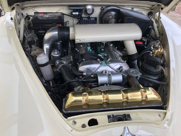 Air filter the same colour as the car.