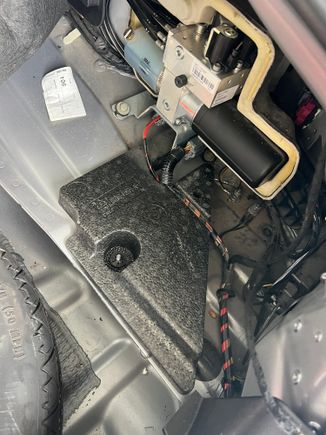 USB/Portable audio module is behind convertible top pump