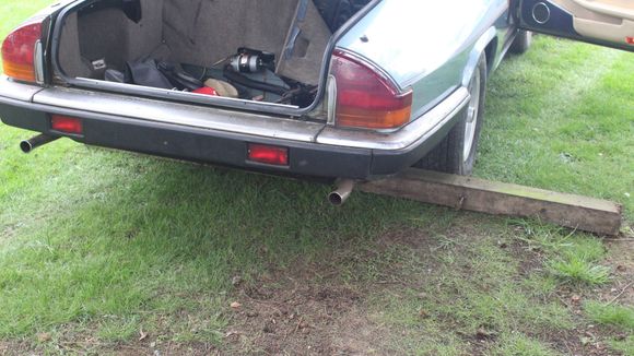 Gothic Rear Lights on a Pre-Facelift XJS V12