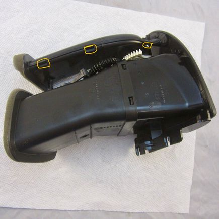 3 holes in bottom of side de-mister duct