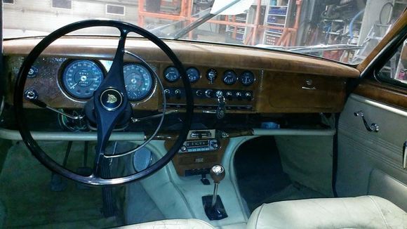 Don't want to damage the wood or leather so for now it'll remain a bit dusty.