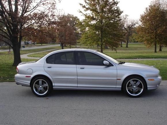 the dealership photo from about 4 years ago that sold me