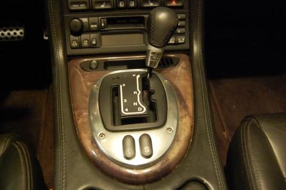 Aluminum shifter surround