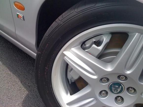 2009 6 8 (2) New Tires Nitto Invos and painted brake rotors so they don't rust in a day.