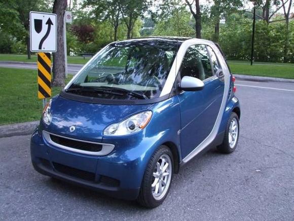 Another of my car in which I have to sell due to the arrival of BEBE JAG. 

ALMOST NEW, SMART FORTWO CDI PASSION COUPE 2008 
Purchased June 2008, fully loaded, less than 5000km 
Amazing and fun car to drive. 
Contact me for details if interested.