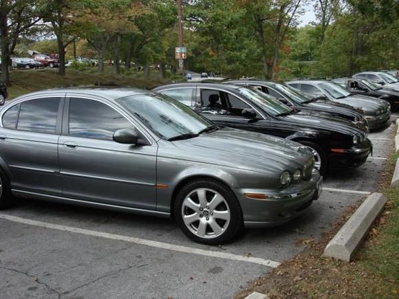 JagMeat Bear Mountain 2010 - Jags by the dozens!



(thanks to Photoshop)