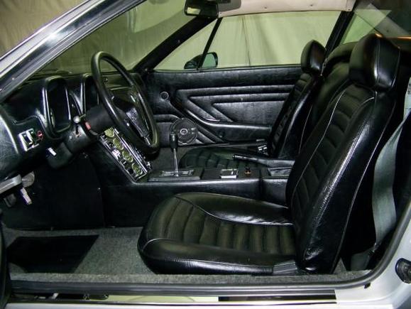 1972 Detomaso Pantera L ; mint original interior
