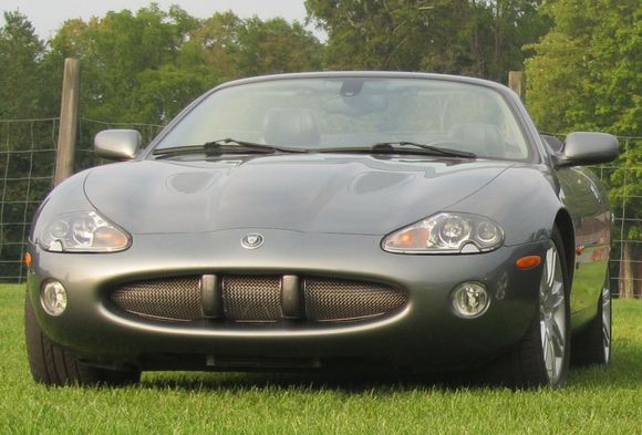 2003 XKR