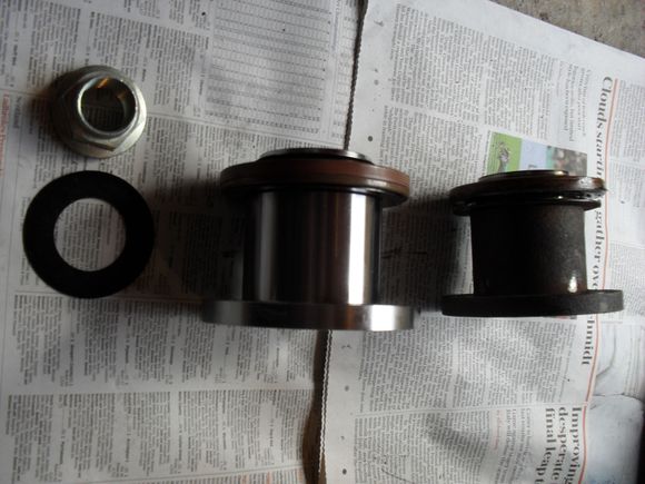 Here's the new coupling alongside the old one. I understand the oil seal might be available separately but there was light scoring on the sleeve on the old coupling where the oil seal lip sits so I'm glad I went for the new coupling option.