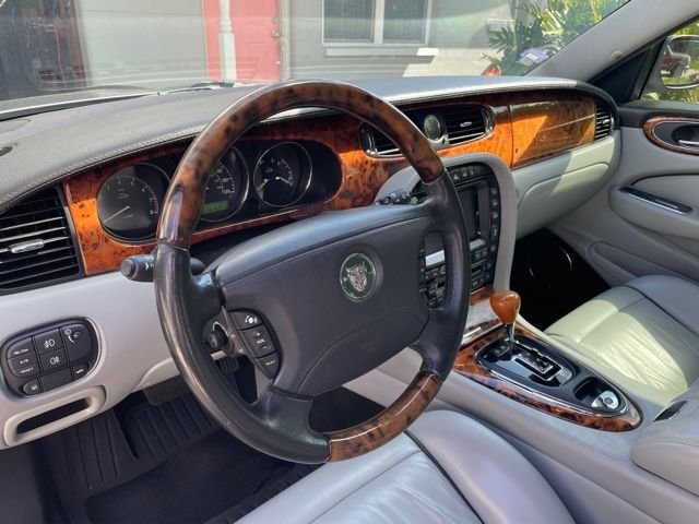 2004 Jaguar XJ8 - 2004 XJ8 VDP SWB - Rear Entertainment Package - Used - VIN SAJWA74C64SG23772 - 131,000 Miles - 8 cyl - 2WD - Automatic - Sedan - Gray - Tampa, FL 33702, United States