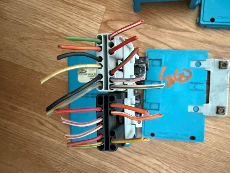 seller left connectors on module, so i will verify wire colors match.