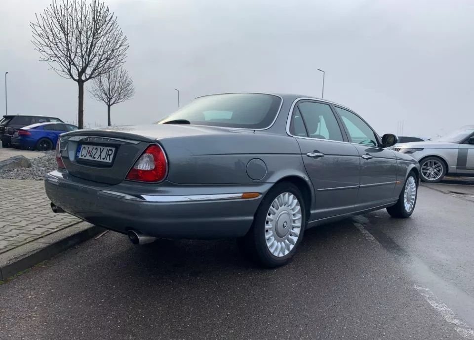 2005 Jaguar Super V8 - 2005 Super V8 SWB with Avos' Twin Screw kit & Quaife for sale! - Used - VIN 11111111111111111 - 125,000 Miles - 8 cyl - 2WD - Manual - Sedan - Gray - Timisoara, Romania