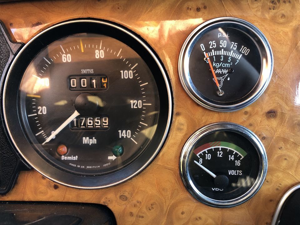 1976 Jaguar XJ6 - RARE 1976 XJ6 Coupe w/ Chevy 350 Swap - Used - VIN UG2J51437 - 8 cyl - 2WD - Automatic - Coupe - Silver - Seattle, WA 98188, United States