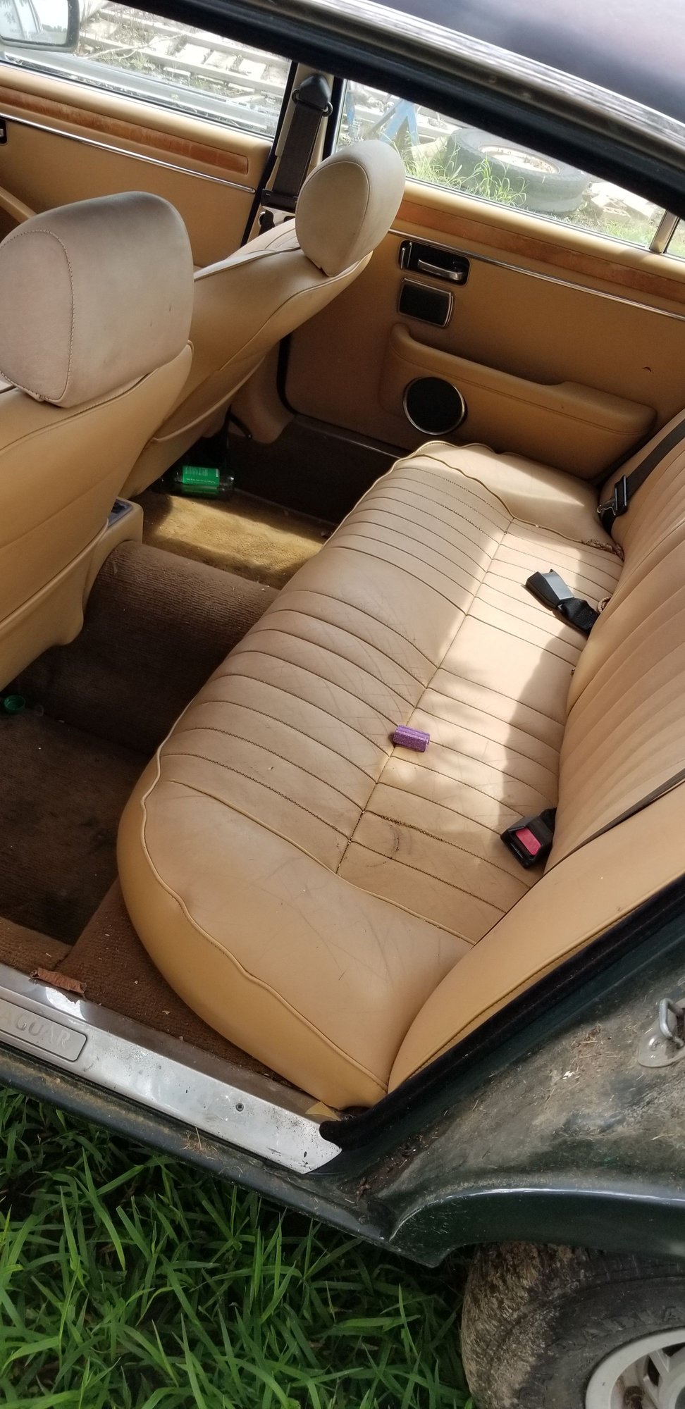 Exterior Body Parts - Parting out a 1986 xj6. - Used - Altamont, KS 67330, United States