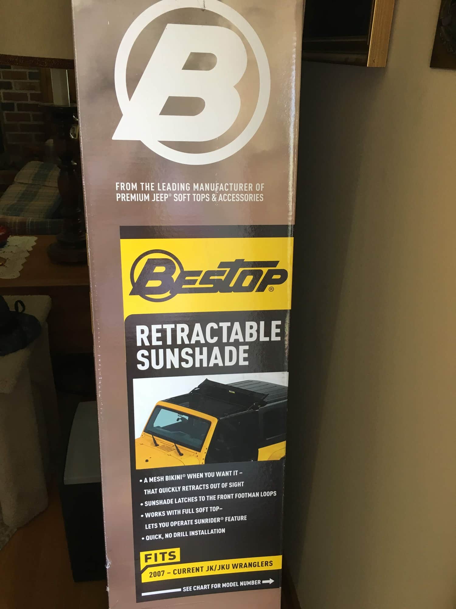 Accessories - Bestop Retractable Sunshade for Soft Tops - Black 52405-11 - New - 2007 to 2018 Jeep Wrangler - Richmond, VA 23111, United States
