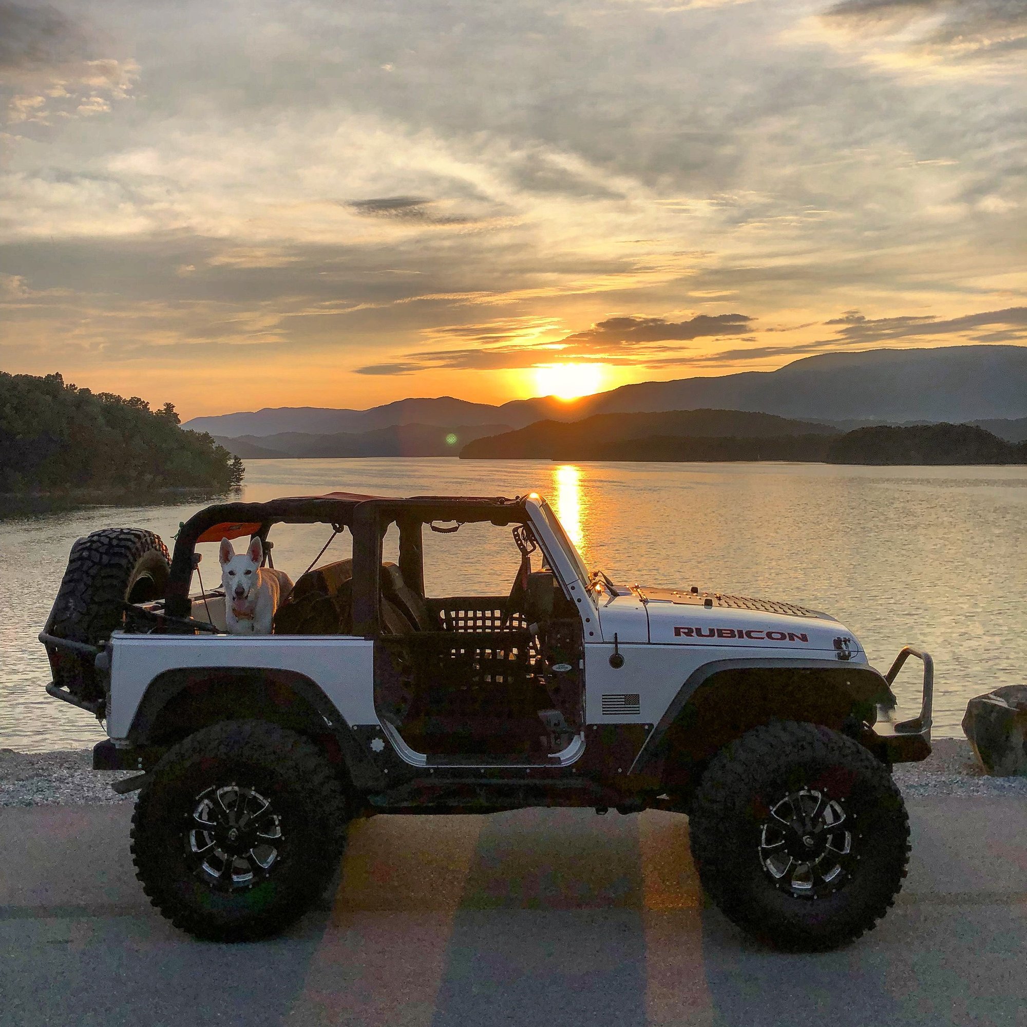 2012 Jeep Wrangler - 2012 Jeep Wrangler JK Rubi - Used - VIN 1C4BJSCG2CL137042 - 90,000 Miles - 6 cyl - 4WD - Automatic - SUV - Silver - Bristol, TN 37620, United States