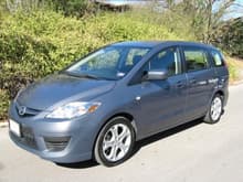 Mazda5 Pictures