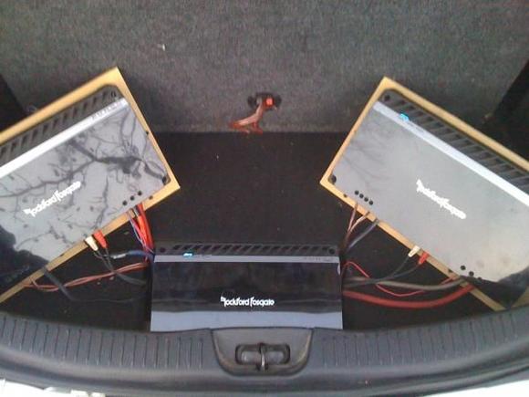 ***this amp install has changed i jus dont have current pic yet***