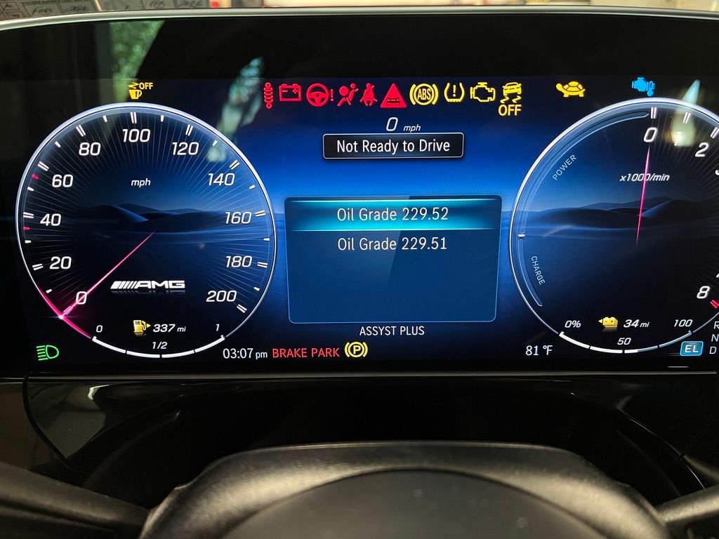 Indicating oil grade in Workshop menu.