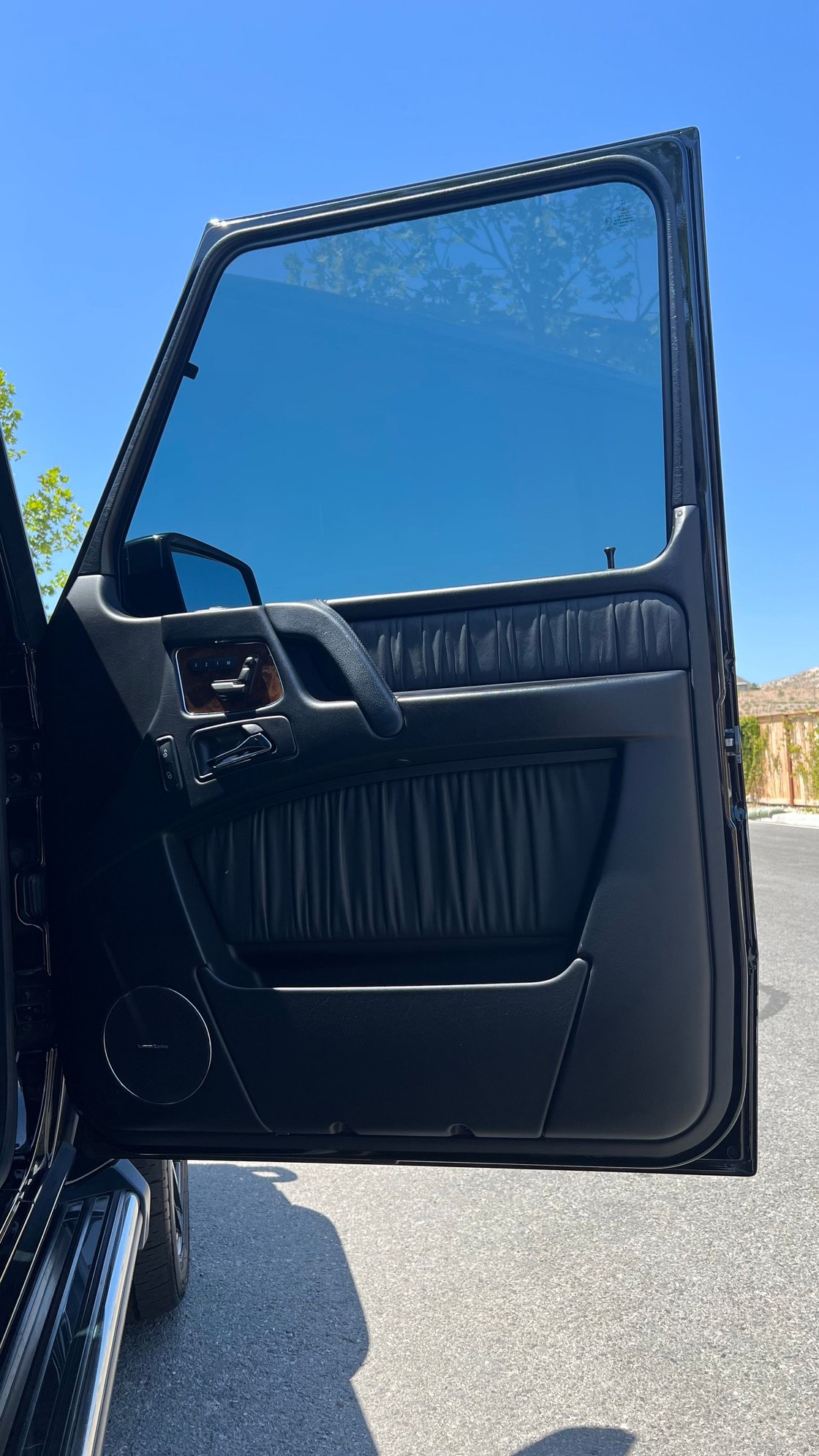 2014 Mercedes-Benz G63 AMG - 2014 Mercedes-Benz G-Wagen G63 AMG 77k miles Excellent Condition - Used - VIN WDCYC7DF6EX221340 - 8 cyl - 4WD - Automatic - SUV - Black - Santa Clarita, CA 91350, United States