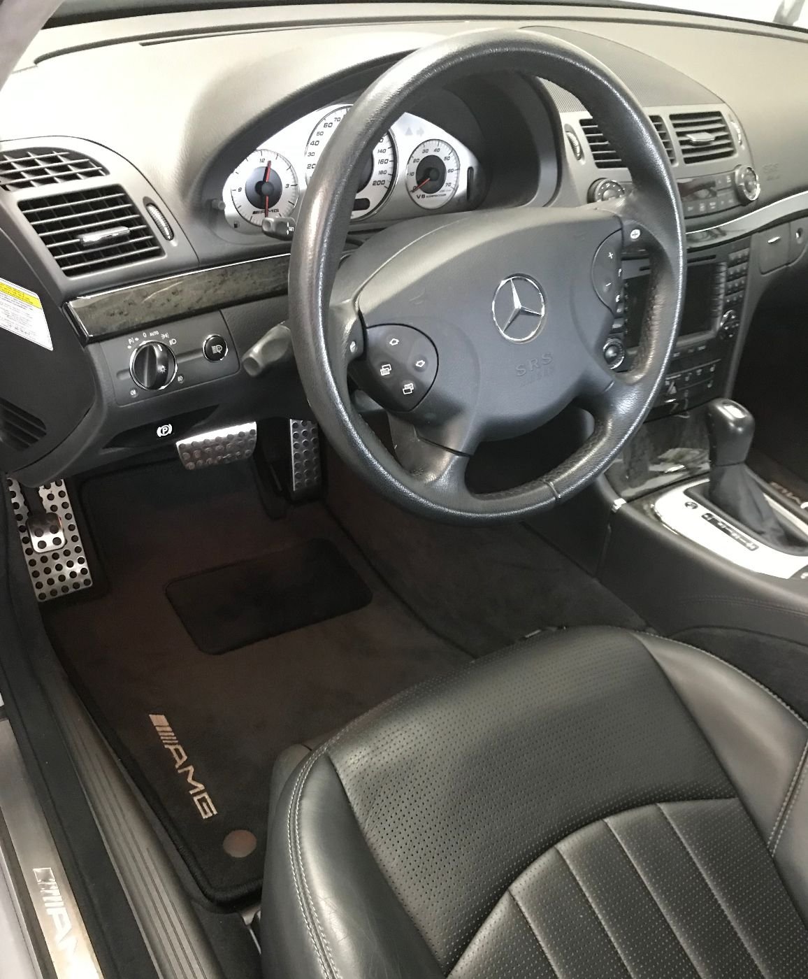 2006 Mercedes-Benz E55 AMG - 2006 E55, Iridium Silver on charcoal, 52k miles - Used - VIN WDBUF76J36A878029 - 52,000 Miles - 8 cyl - 2WD - Automatic - Sedan - Silver - Crownsville, MD 21032, United States