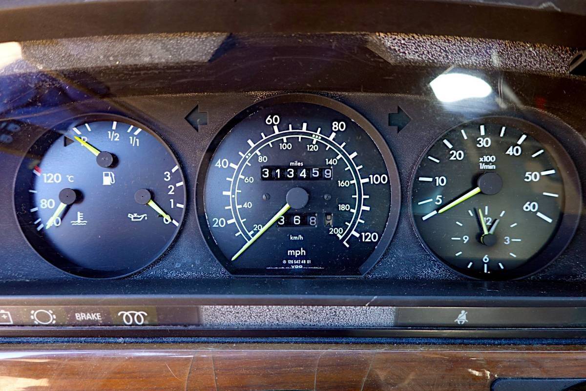 1983 Mercedes-Benz 300SD - 1983 Mercedes 300SD for sale in Magdalena, NM - Used - VIN WDBCB20A4DB034799 - 313,459 Miles - 5 cyl - 2WD - Automatic - Sedan - Silver - Magdalena, NM 87825, United States