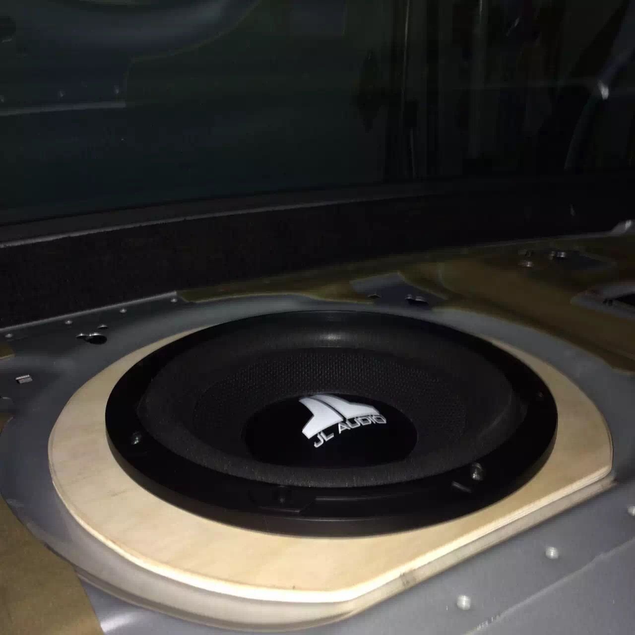 How to remove rear speakers? 08 E350 Forums