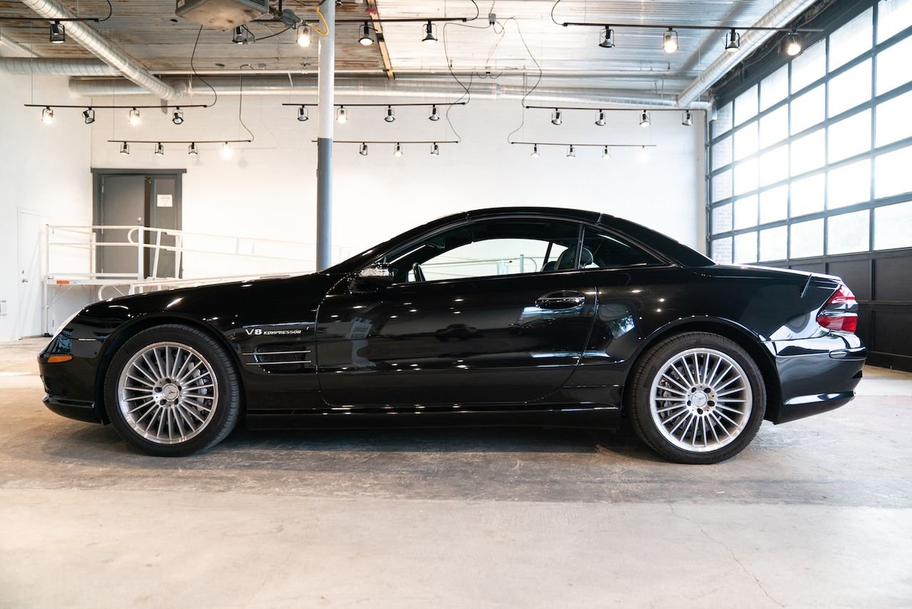 2006 Mercedes-Benz SL55 AMG - 2006 SL55 AMG, 31k miles, stock, extremely clean condition - Used - VIN WDBSK74F76F111532 - 31,000 Miles - 8 cyl - 2WD - Automatic - Convertible - Black - Lehi, UT 84043, United States