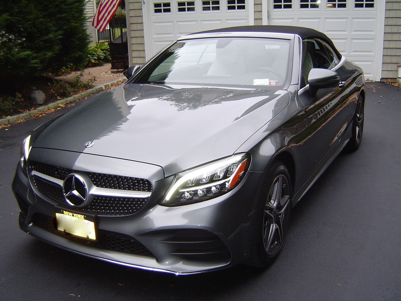 2019 Mercedes-Benz C300 - LEASE TAKE OVER - 2019 MB C300 4MATIC Convertible - Used - VIN WDDWK8EB4KF905702 - 4,200 Miles - 4 cyl - AWD - Automatic - Convertible - Gray - Huntington, NY 11743, United States