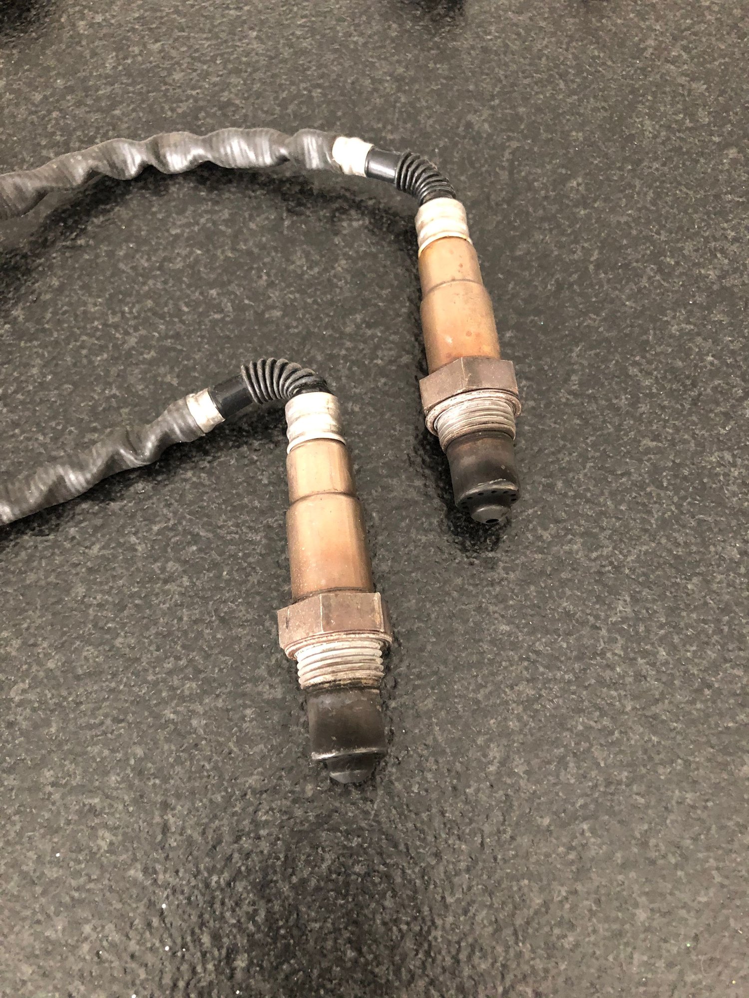 Engine - Electrical - Set of Oxygen Sensors - Used - 2008 to 2015 Mercedes-Benz C63 AMG - Livermore, CA 94551, United States