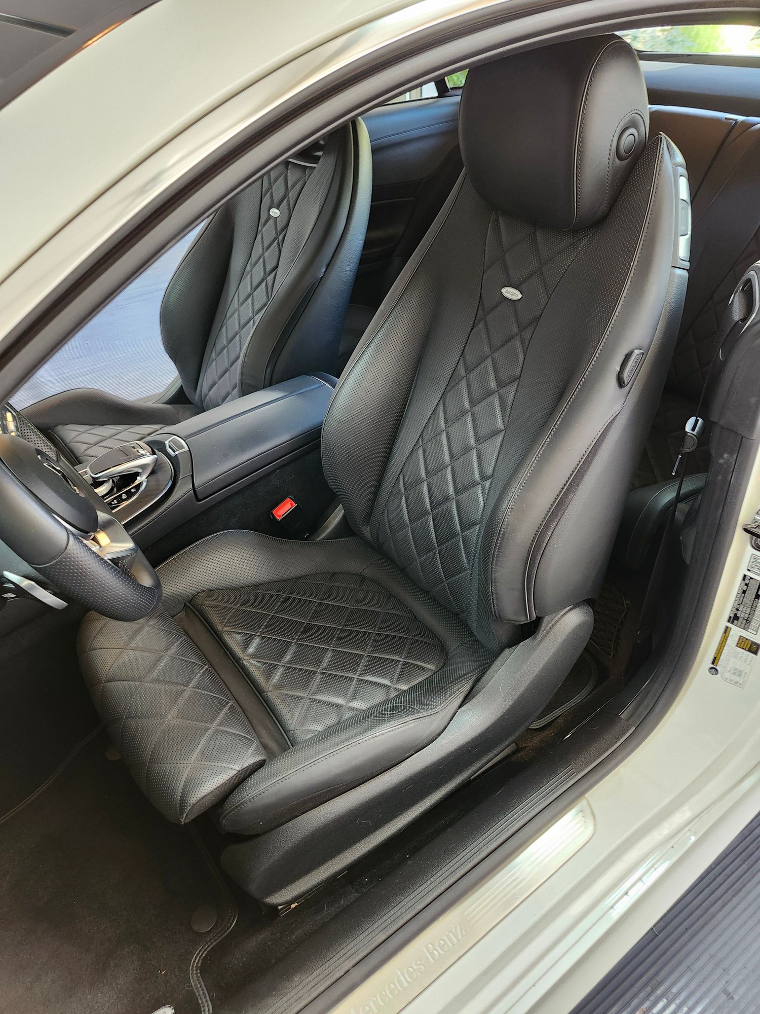 2019 Mercedes-Benz E450 - Like New Coupe with only 12,600 mi - Used - VIN WDD1J6JB6KF099854 - 12,600 Miles - 6 cyl - 4WD - Automatic - Coupe - White - Bend, OR 97703, United States