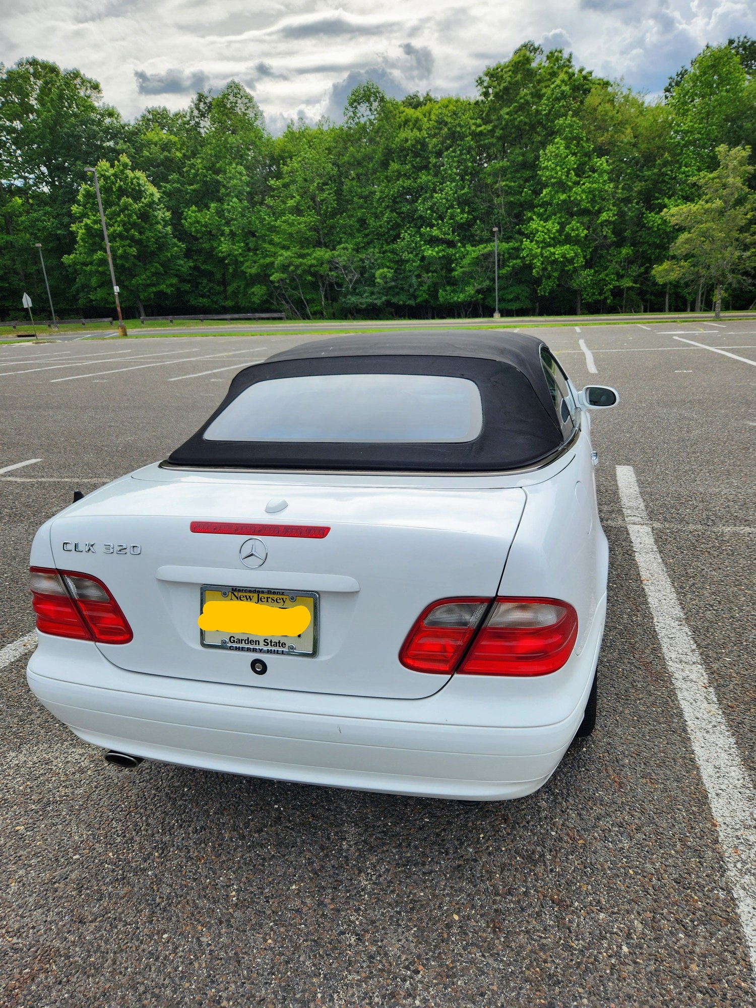 2001 Mercedes-Benz CLK320 - CLK320 W208 Cabriolet Well kept real treasure - Used - VIN WDBLK65G61T062520 - 103,000 Miles - 6 cyl - 2WD - Convertible - White - Voorhees, NJ 08043, United States
