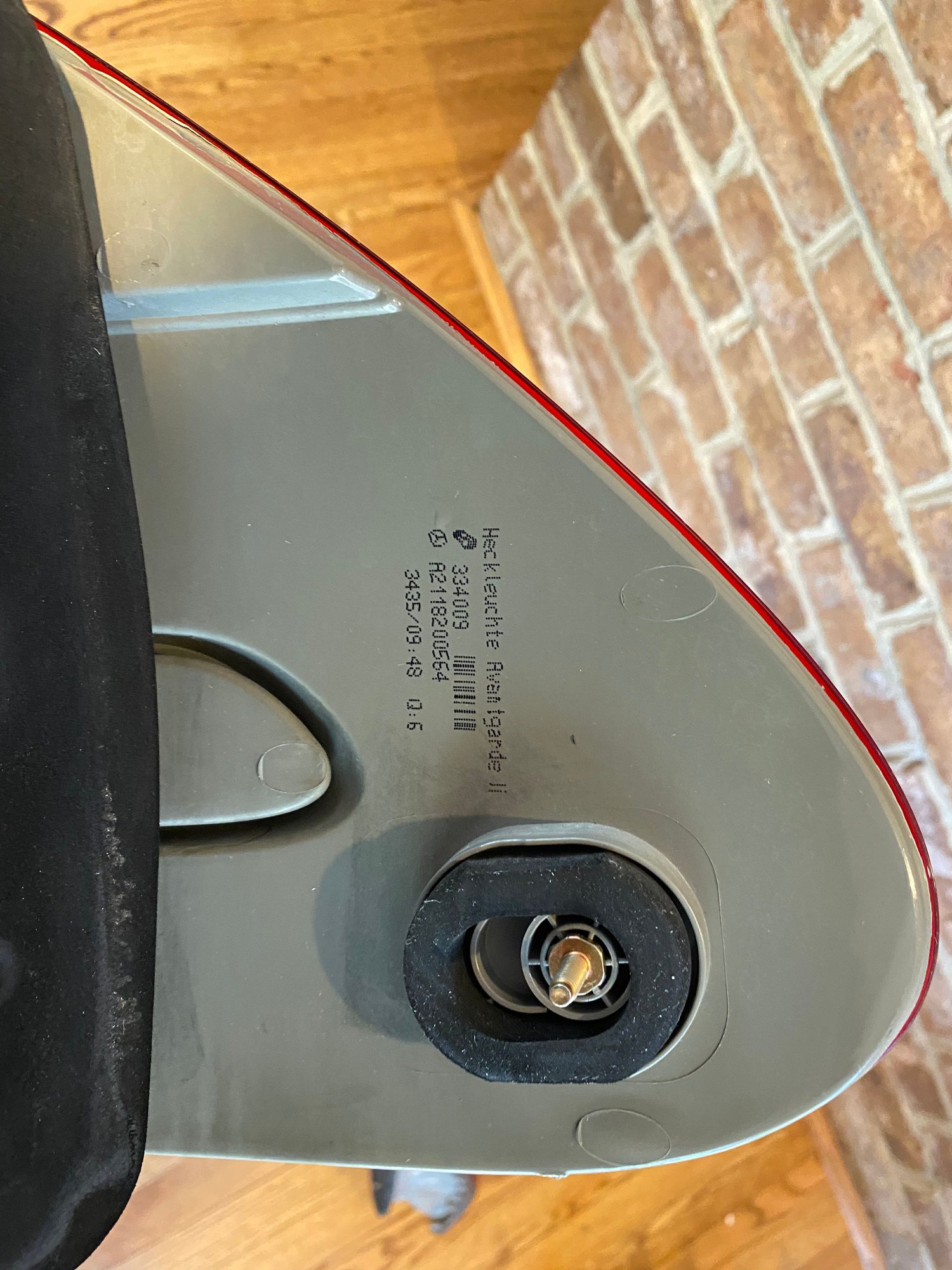 Lights - W211 OEM LED Avantgarde Tail Lights (Pair) - Used - 0  All Models - Great Falls, VA 22066, United States