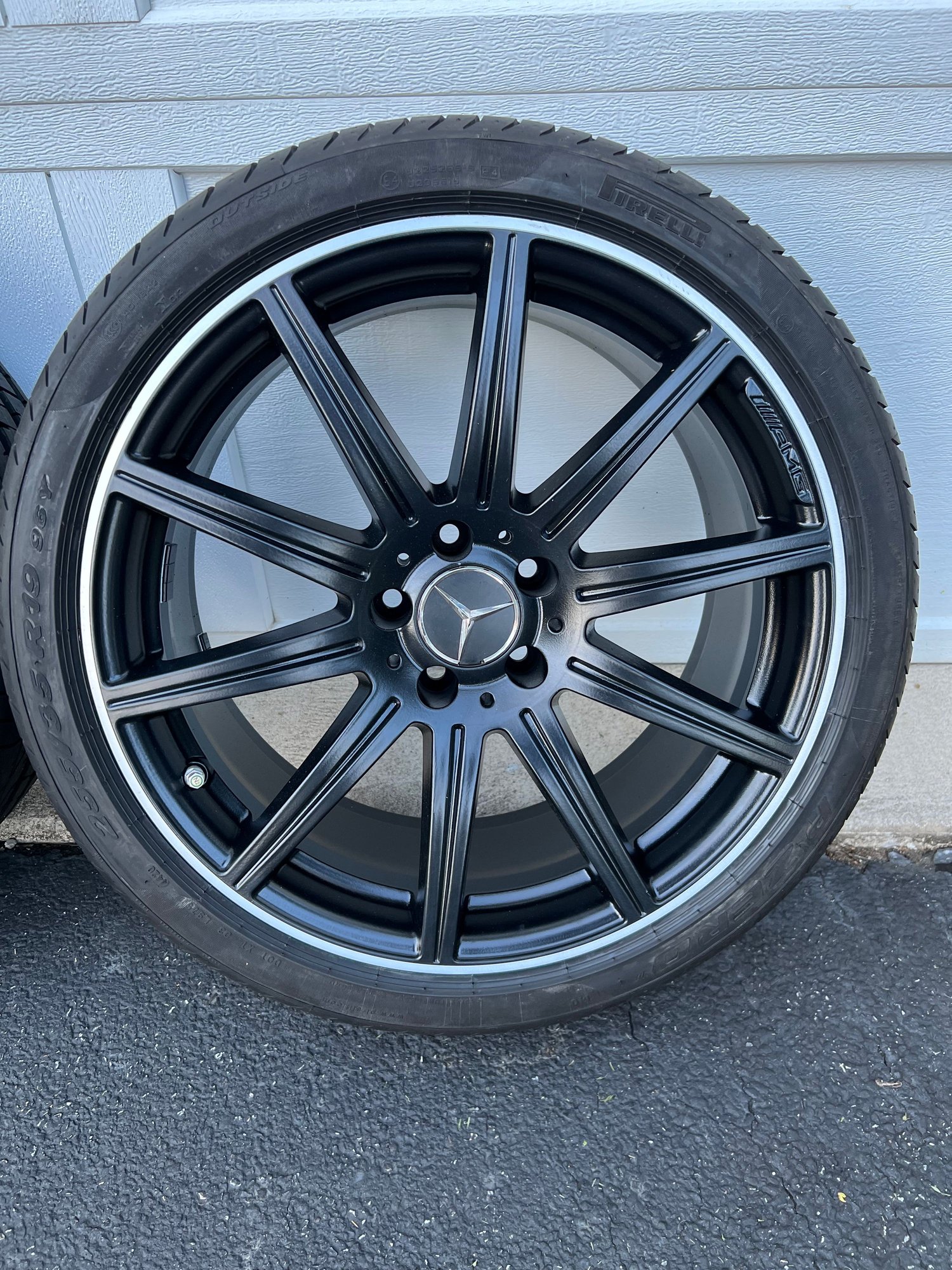 Wheels and Tires/Axles - 10 spoke black AMG wheels and new tires - Used - 2012 to 2015 Mercedes-Benz E63 AMG S - Philadelphia, PA 19063, United States