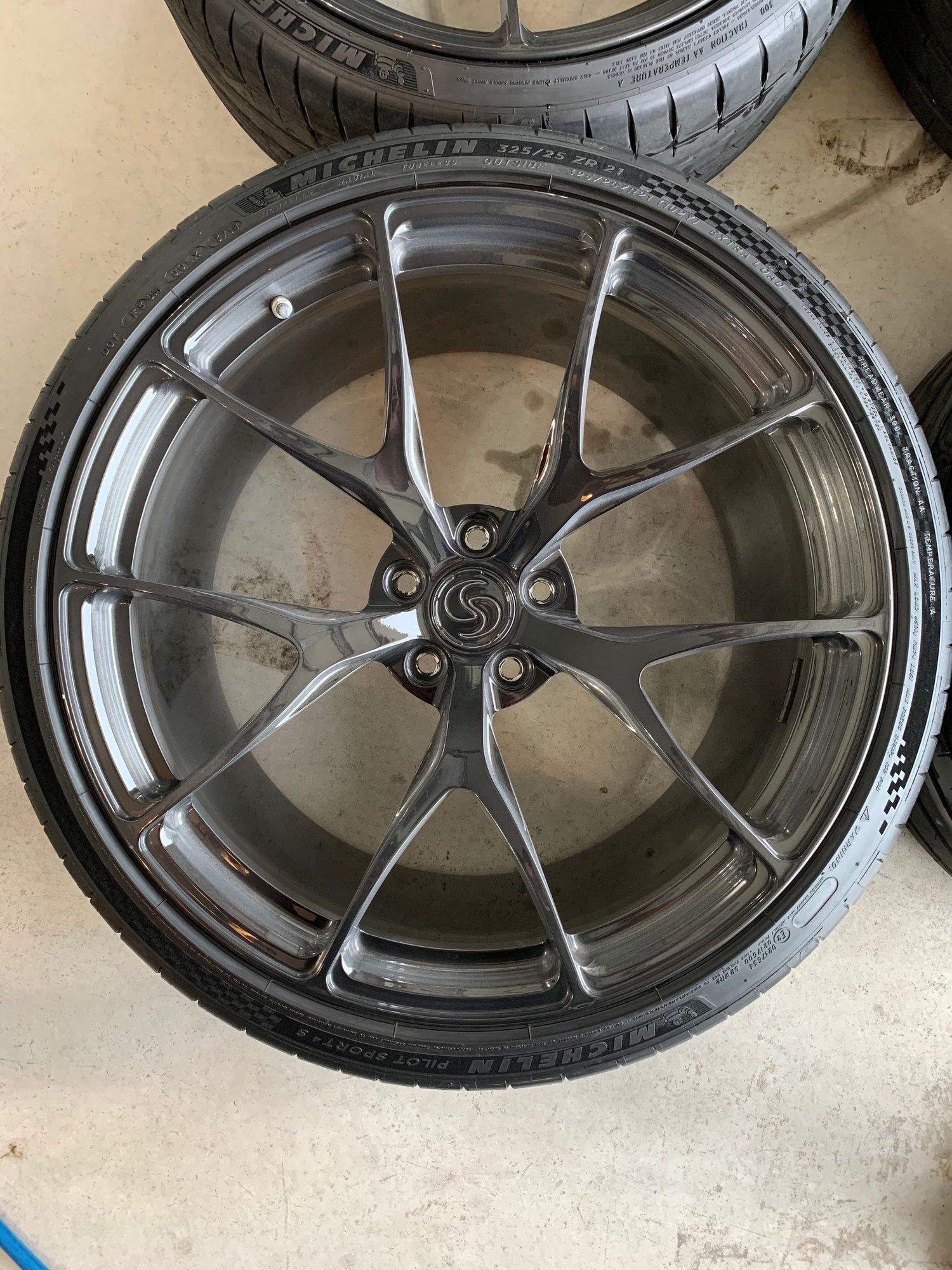 Wheels and Tires/Axles - FS: Signature Wheels Monoblock SV104 wheels, custom AMG GT, GTS fitment - Used - All Years Mercedes-Benz AMG GT - Milwaukee, WI 53149, United States