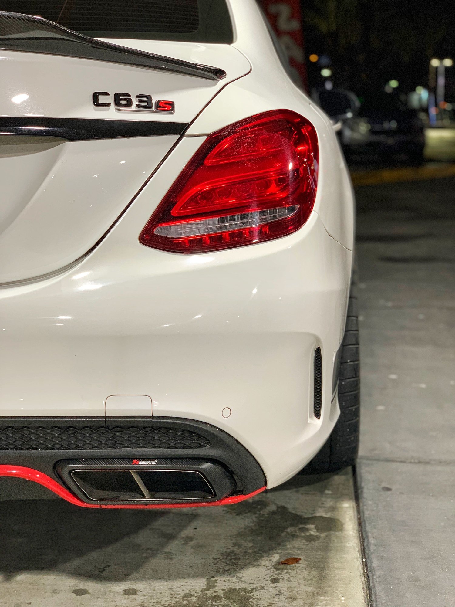 Engine - Exhaust - Akrapovic Carbon Fiber Exhaust Tips ONLY - Used - All Years Mercedes-Benz C63 AMG S - Rancho Cucamonga, CA 91730, United States