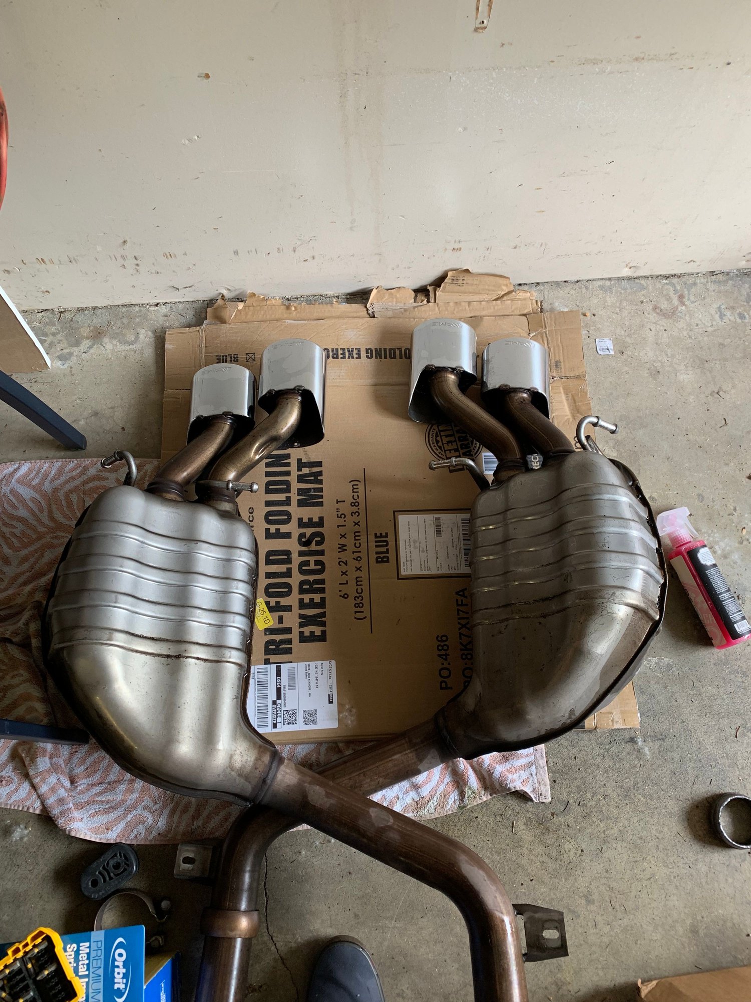 Engine - Exhaust - C63 mufflers - Used - 2013 Mercedes-Benz C63 AMG - Kenmore, WA 98028, United States