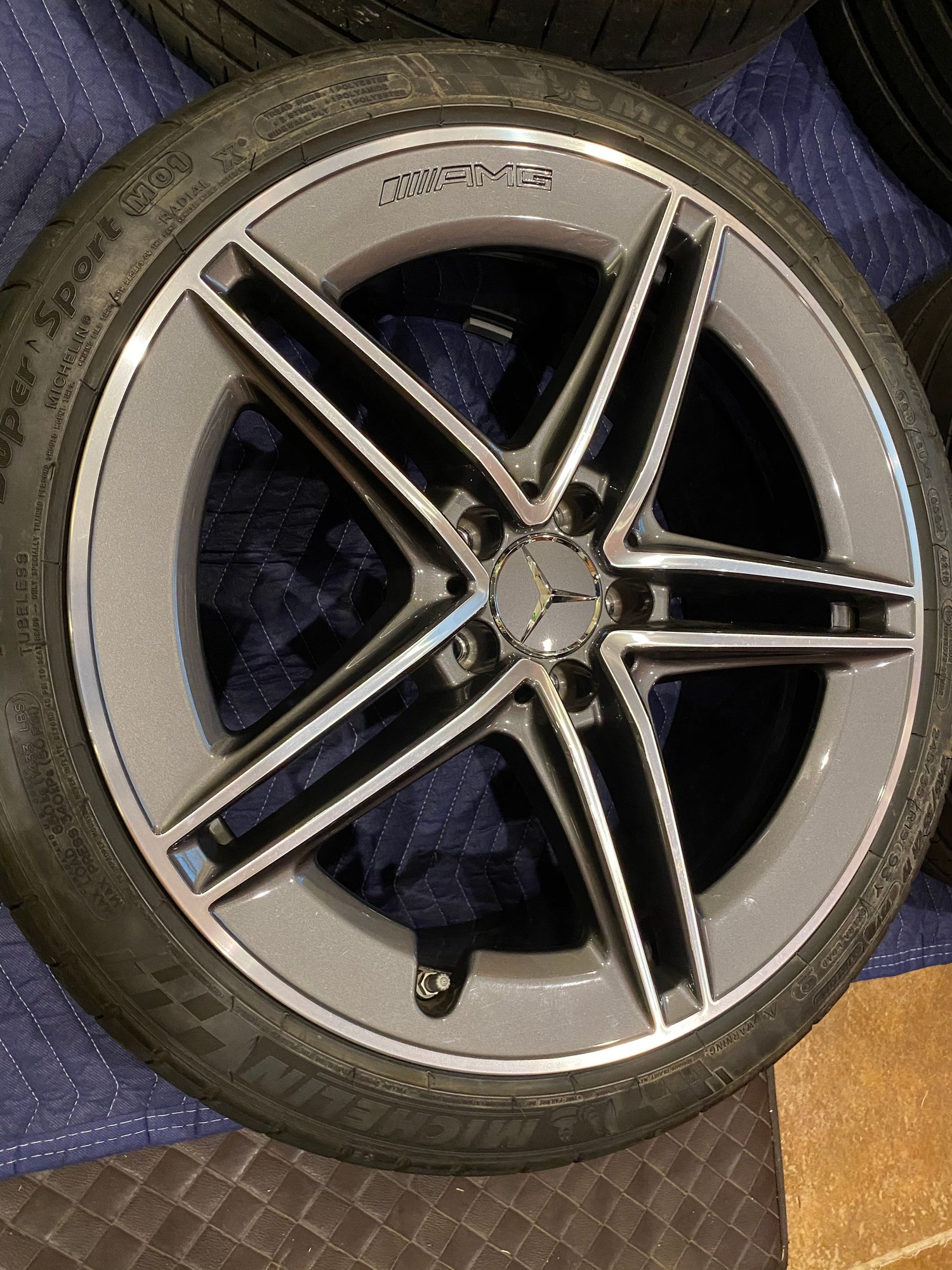 Wheels and Tires/Axles - 19 Inch Wheels Original C63 C63S AMG Sedan W205 W204 Complete Set - Used - 2008 to 2020 Mercedes-Benz C63 AMG - Huntsville, AL 35824, United States