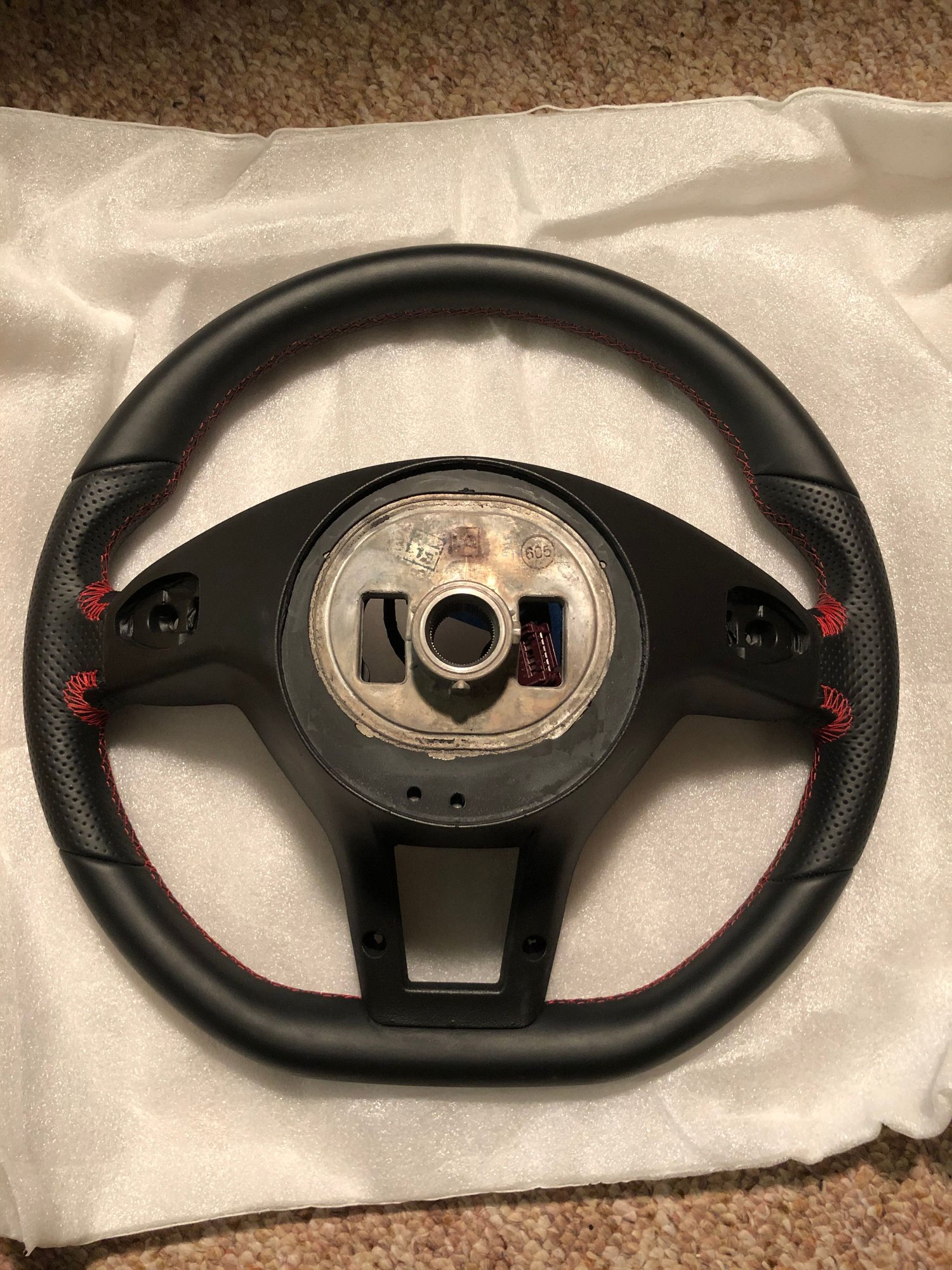 Steering/Suspension - Mercedes W204 OEM Facelift Steering Wheel with Red Stitching - Used - Rockville, MD 20852, United States