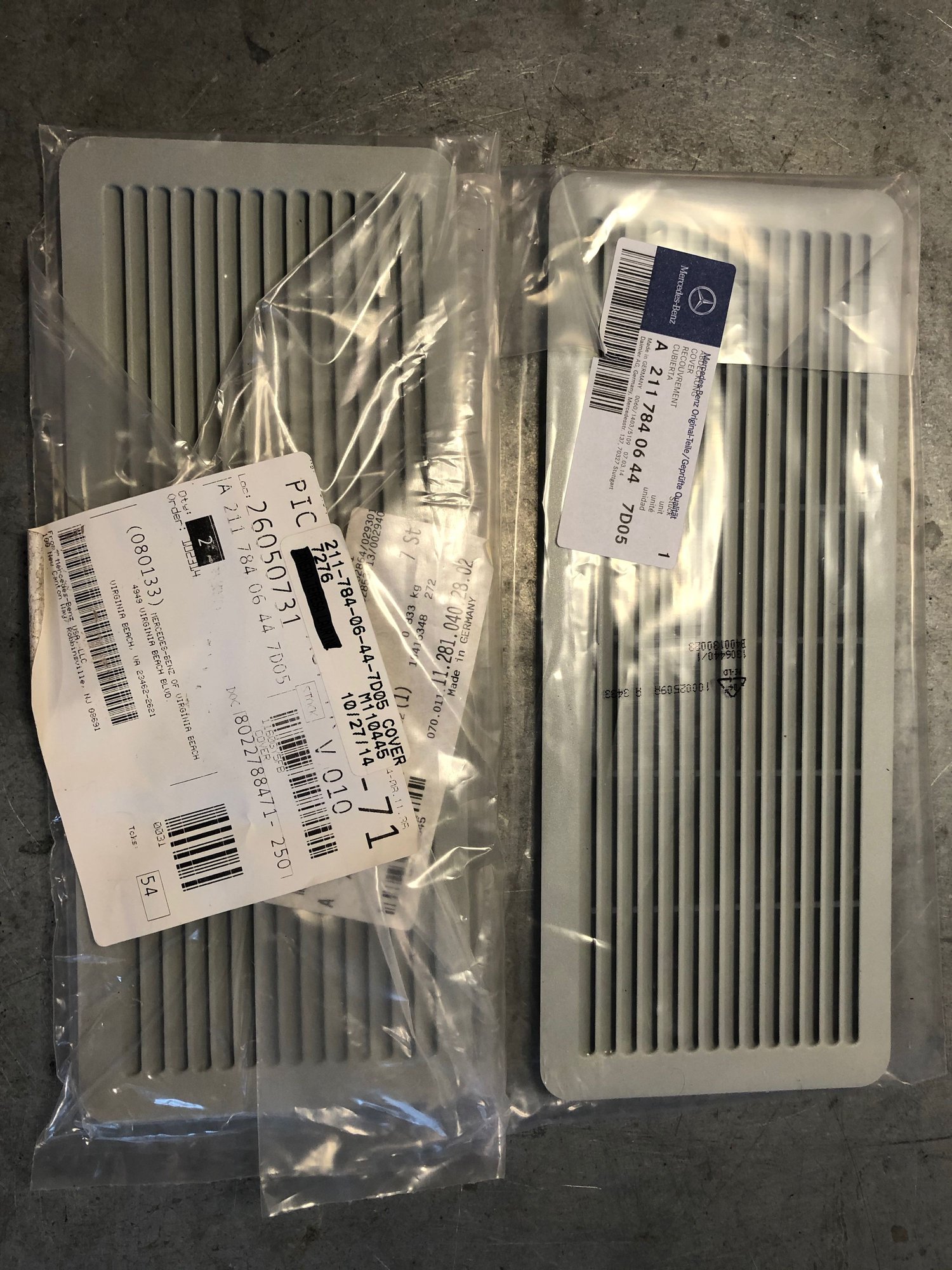 Interior/Upholstery - Sunshade handle & vents for w202 C-class (c220, c230, c280, c36, c43) - New - 1994 to 1996 Mercedes-Benz C220 - 1997 to 2000 Mercedes-Benz C230 - 1994 to 2000 Mercedes-Benz C280 - 1996 to 1997 Mercedes-Benz C36 AMG - 1998 to 2000 Mercedes-Benz C43 AMG - Washington, DC 20009, United States