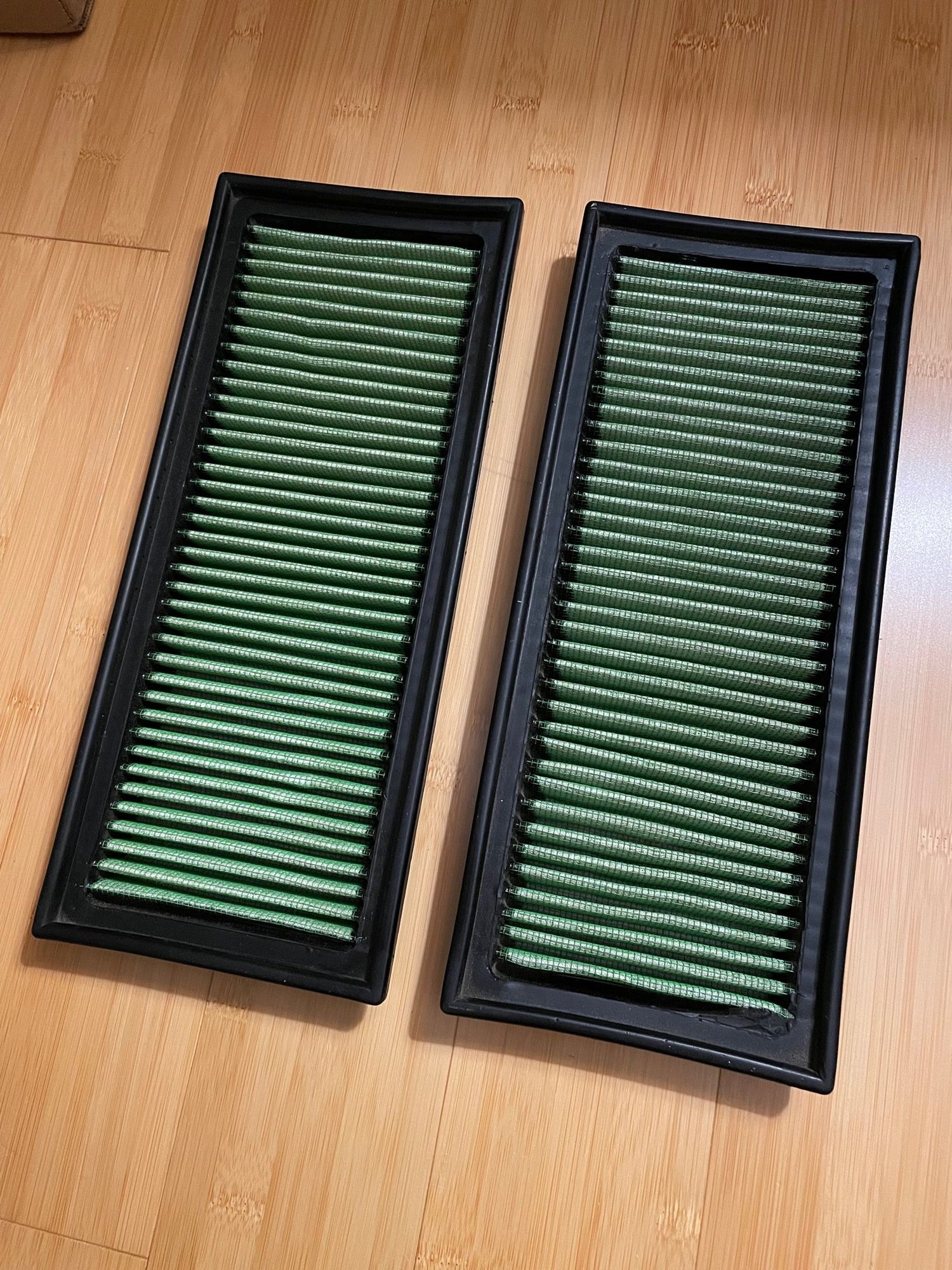 Engine - Intake/Fuel - Pair of Green Air Filters for M278 (W212) - Used - 2012 to 2014 Mercedes-Benz E550 - 2012 to 2016 Mercedes-Benz CLS-Class - Belford, NJ 07757, United States