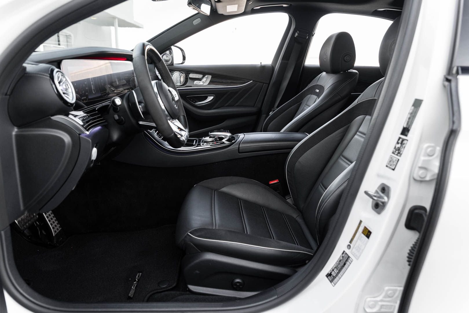 2019 Mercedes-Benz E63 AMG S - 2019 Mercedes-Benz Mercedes-AMG E-Class - Used - VIN WDDZF8KB5KA682671 - 24,400 Miles - 8 cyl - AWD - Automatic - Sedan - White - Boca Raton, FL 33496, United States