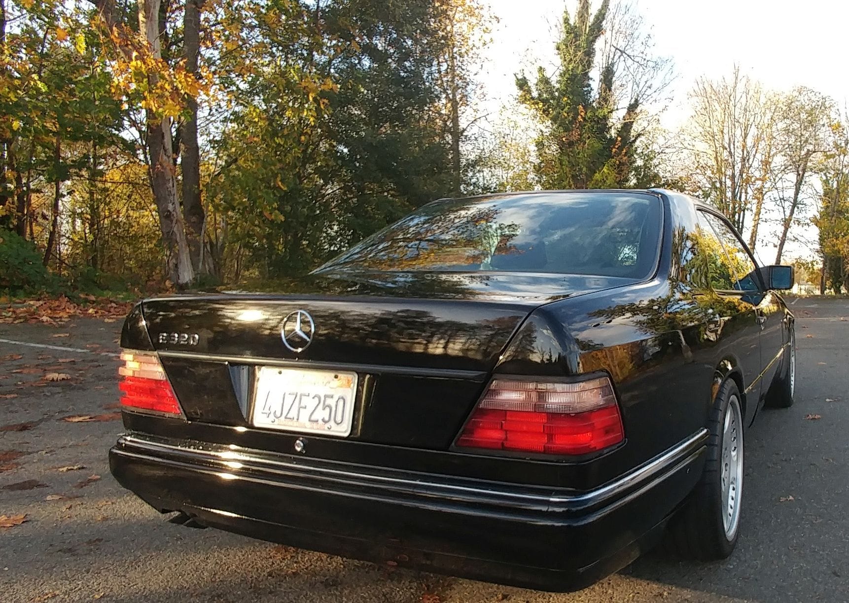 1994 Mercedes-Benz E320 - Beautiful 1994 E320 W124 Coupe - Used - VIN WDBEA52E6RC092637 - 137,302 Miles - 6 cyl - 2WD - Automatic - Coupe - Black - Seattle, WA 98198, United States