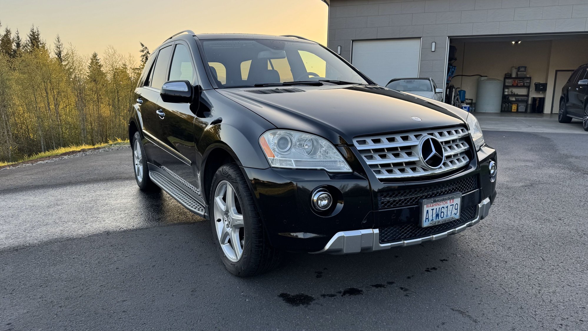 2009 Mercedes-Benz ML550 - Mercedes-Benz ML550 w/AMG Sport Package - Used - VIN 4JGBB72E29A480825 - 213,078 Miles - 8 cyl - AWD - Automatic - SUV - Black - Woodland, WA 98674, United States
