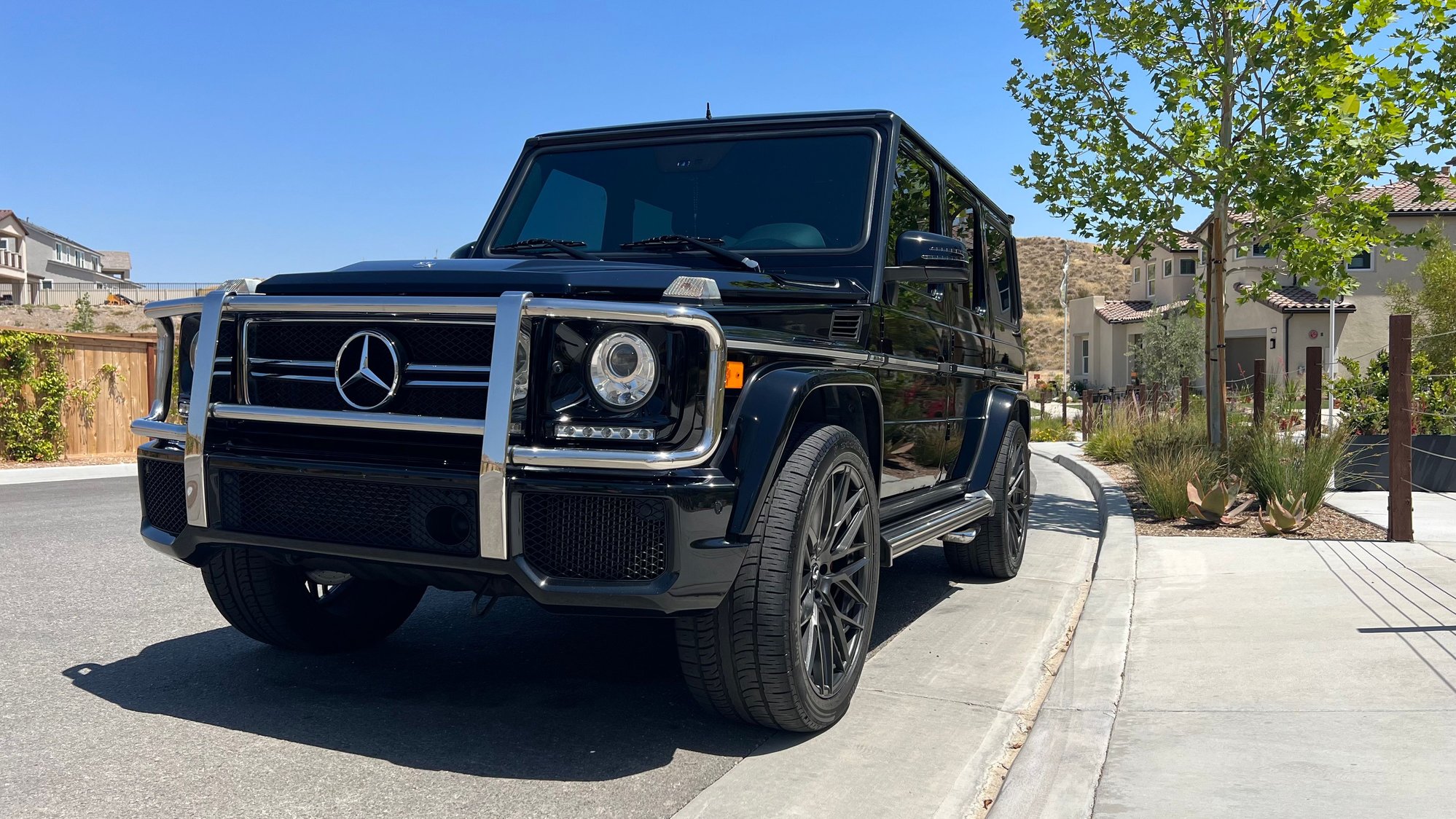 2014 Mercedes-Benz G63 AMG - 2014 Mercedes-Benz G-Wagen G63 AMG 77k miles Excellent Condition - Used - VIN WDCYC7DF6EX221340 - 8 cyl - 4WD - Automatic - SUV - Black - Santa Clarita, CA 91350, United States