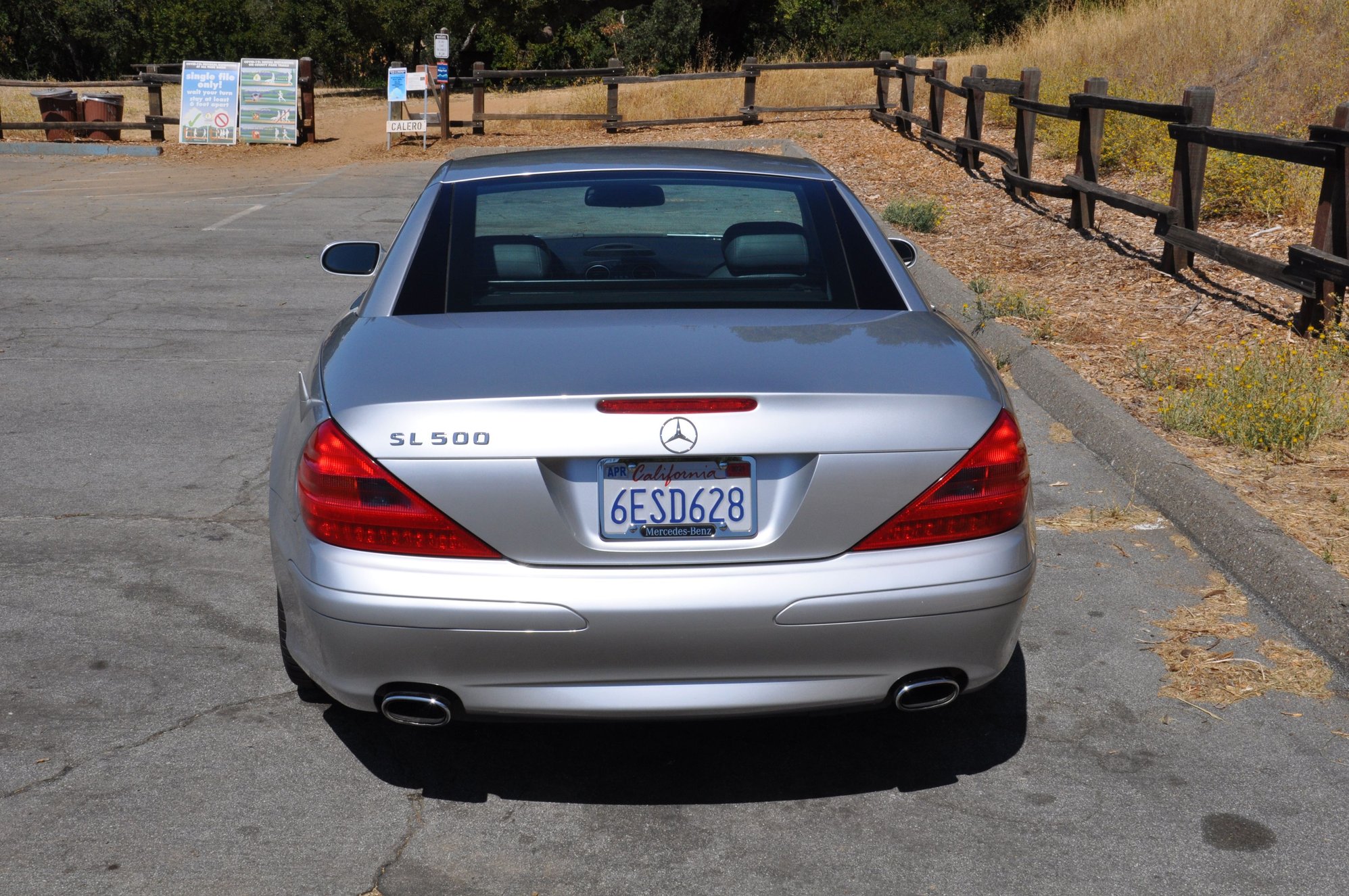 2004 Mercedes-Benz SL500 - 2004 MERCEDES-BENZ SL500 - Used - VIN WDBSK75F34F076841 - 109,000 Miles - 8 cyl - 2WD - Automatic - Convertible - Silver - San Jose, CA 95125, United States