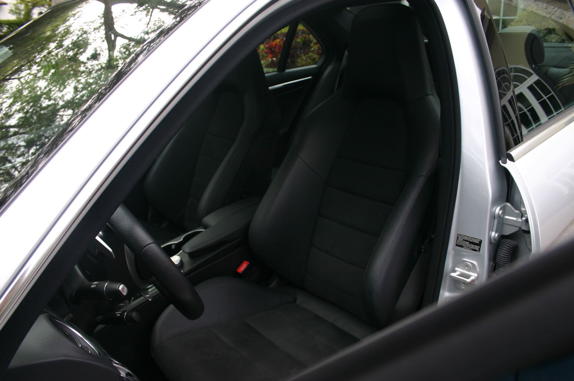 2013 Mercedes-Benz C63 AMG - 2013 C63 AMG 4dr- Excellent Condition with only 26k miles - Used - VIN WDDGF7HB7DA883824 - 25,757 Miles - 8 cyl - 2WD - Automatic - Sedan - Silver - Miami, FL 33134, United States