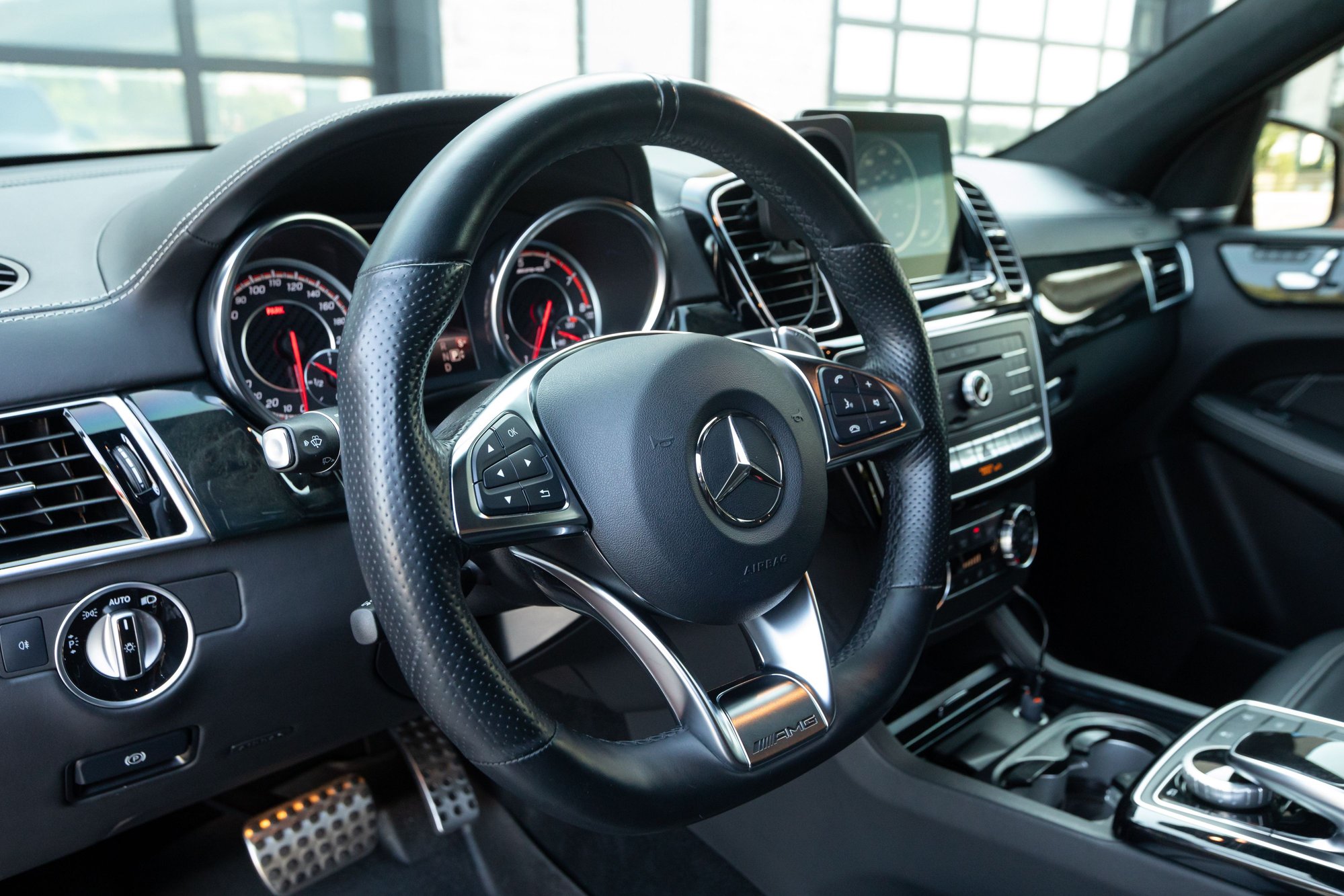 2016 Mercedes-Benz GLE63 AMG S - FOR SALE: 2016 GLE 63S AMG SUV Designo Cardinal Red - Used - VIN 4JGDA7FB6GA786239 - 41,020 Miles - 8 cyl - AWD - Automatic - SUV - Red - Roslyn, NY 11576, United States