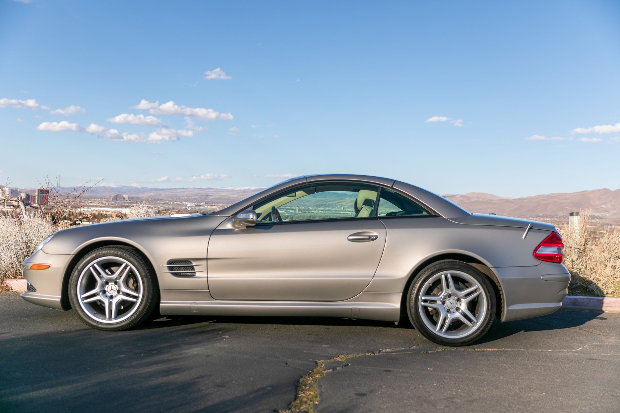 2008 Mercedes-Benz SL550 - 2008 Mercedes-Benz SL550 - Used - VIN WDBSK71F78F137295 - 59,571 Miles - 8 cyl - 2WD - Automatic - Convertible - Other - Reno, NV 89511, United States